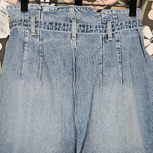A&F Ultra High Rise Paper-bag Waist Mom Jean Women Size 29 (Short) 80s 90s Style - Picture 7 of 9